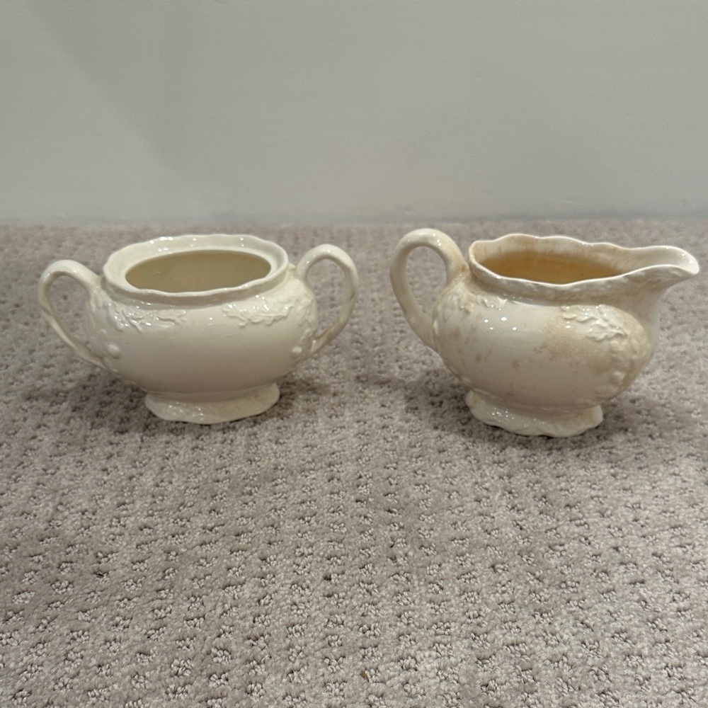 Mason's Patent Ironstone China England, Glazed Oak Leaf, Creamer and Sugar Bowl